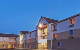 Mainstay Suites - Wichita Ne